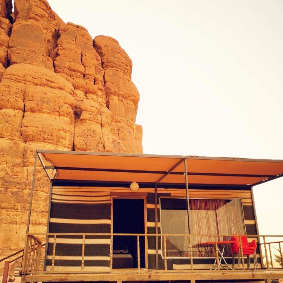 Hotel Moon Night Camp Wadi Rum Esterno foto