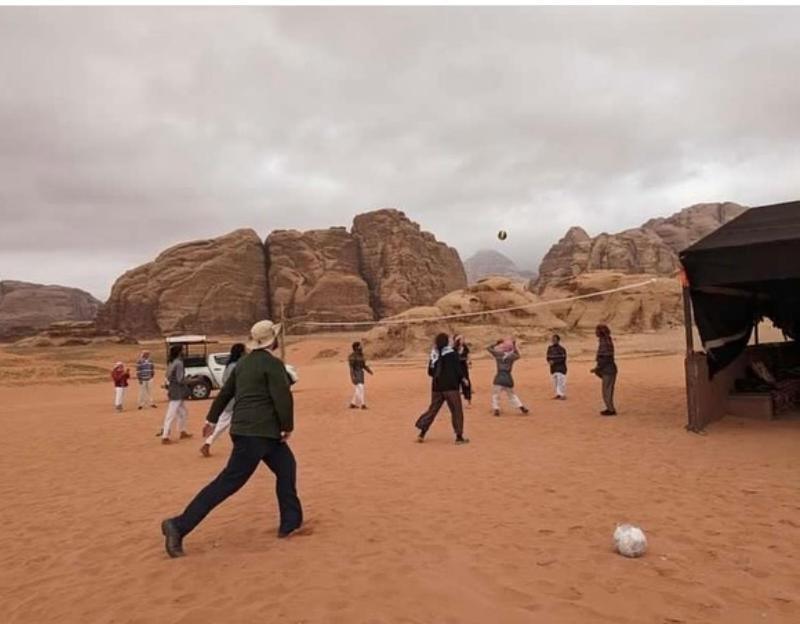 Hotel Moon Night Camp Wadi Rum Esterno foto