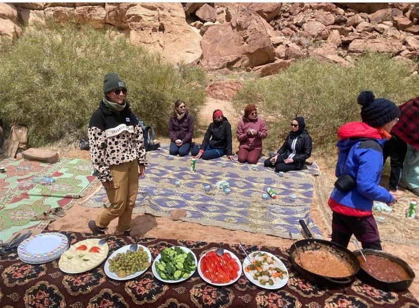 Hotel Moon Night Camp Wadi Rum Esterno foto