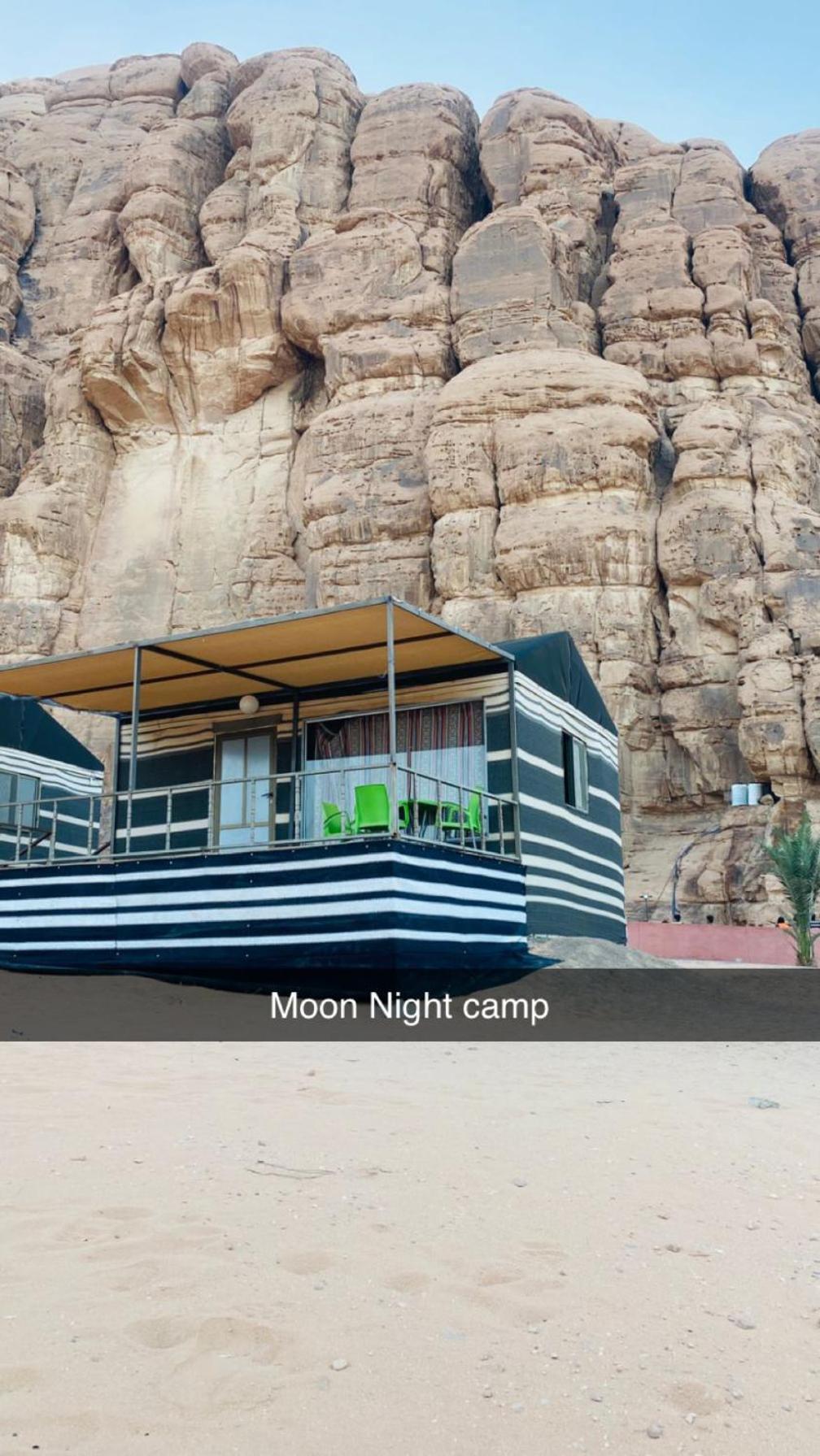 Hotel Moon Night Camp Wadi Rum Esterno foto